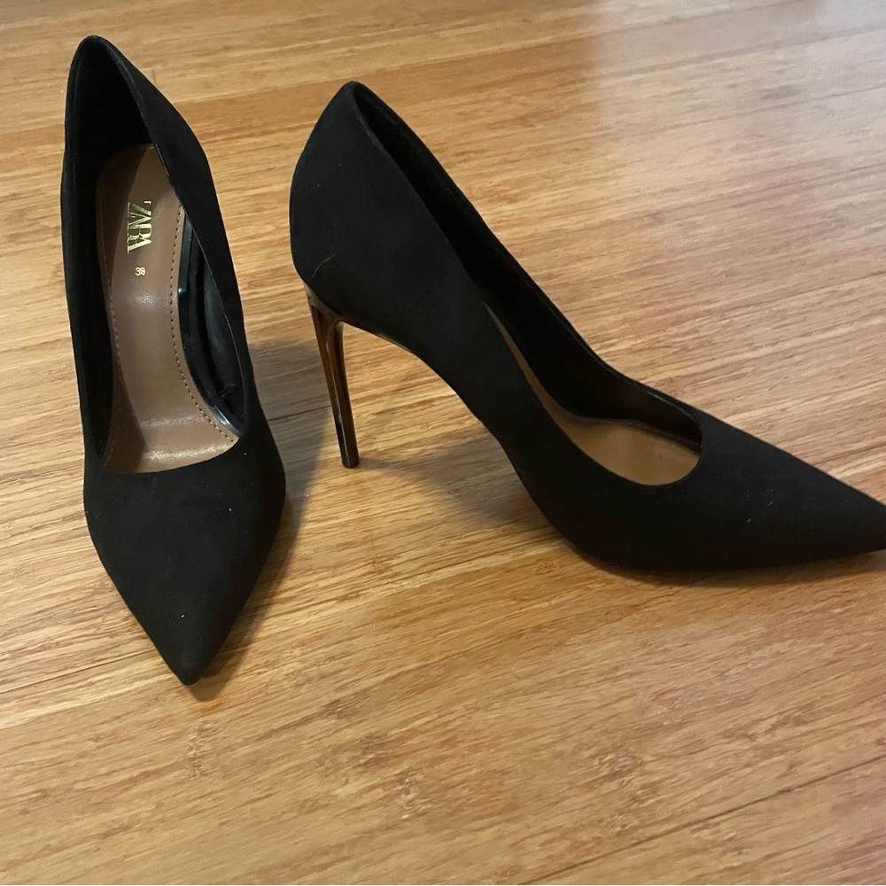 NEW  Sexy ZARA Black Suede Heels Leopard 4" Heel